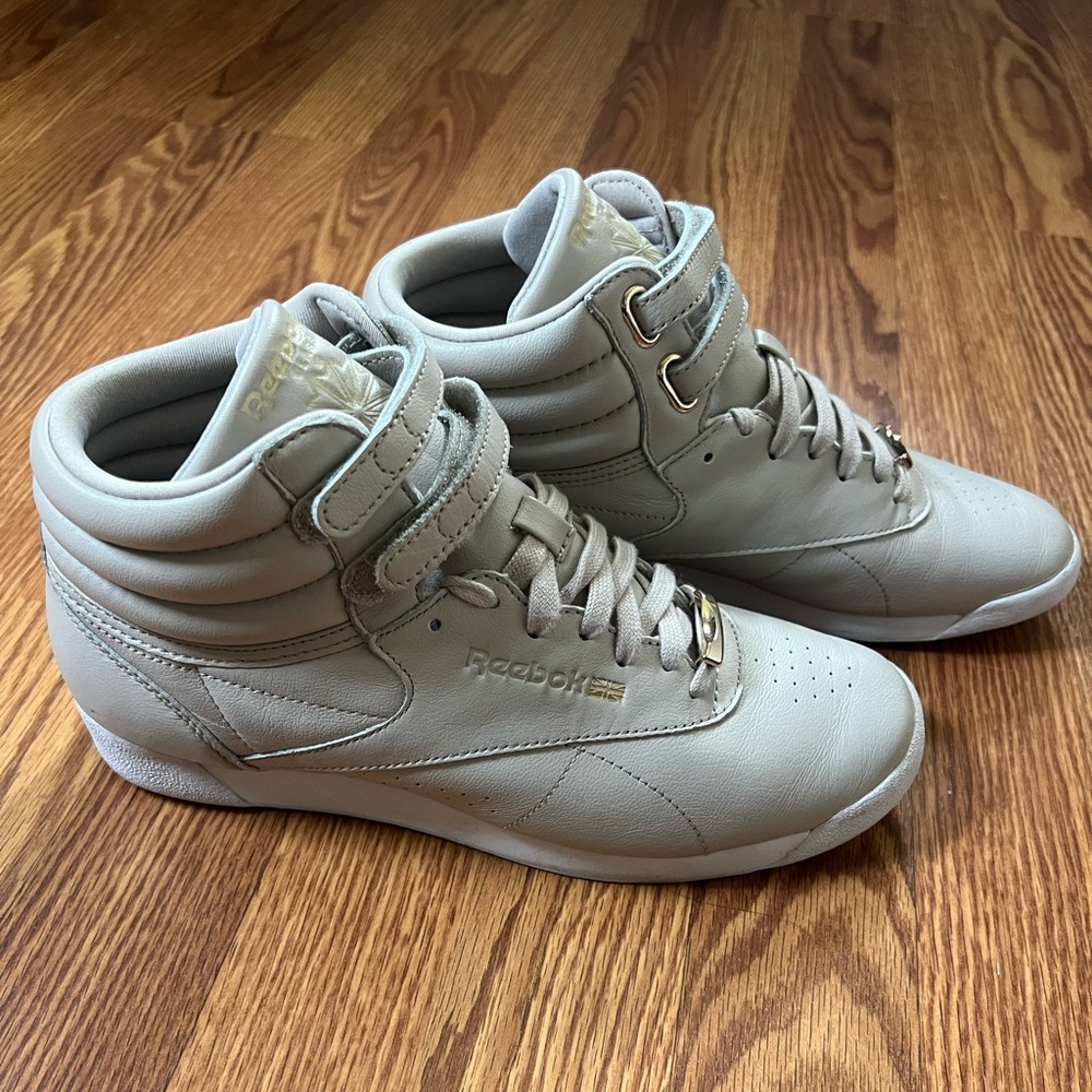 Reebok Freestyle Hi Muted 'Sandstone' CN1496